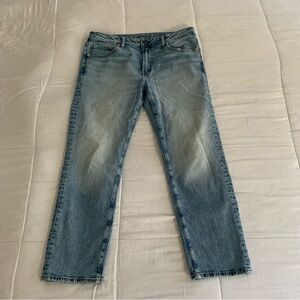 American Eagle Light Blue Jeans